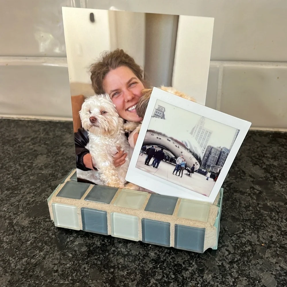 Tile picture holder / display shelf